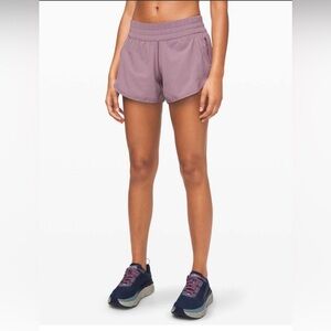 Lululemon Tracker Short V *4"